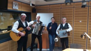 Read more about the article Das Fissenberg-Trio bei der Plattenkiste von NDR 1
